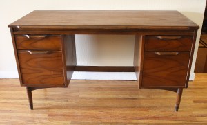 mcm executive desk 1