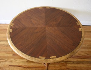 Lane acclaim round coffee table 2