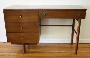Stanley desk 1