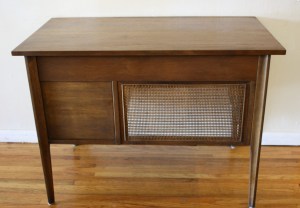 broyhill brasilia desk 4