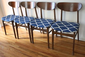 mcm set of 4 dining chairs blue pattern 1