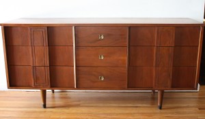 Stanley credenza 2