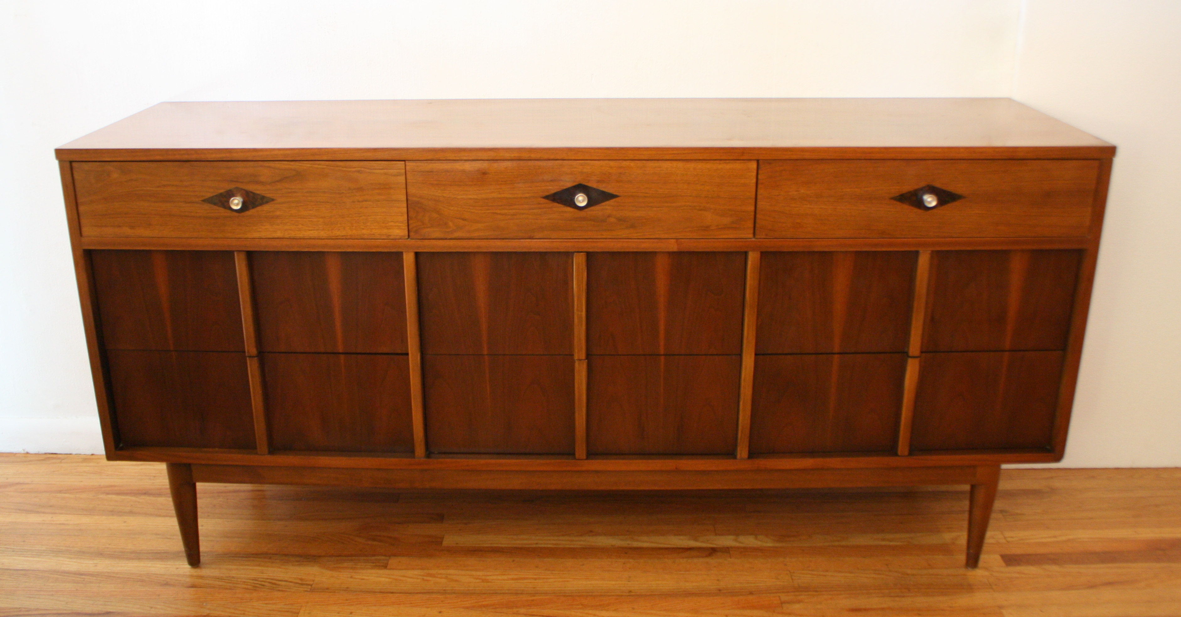 Basic Witz low dresser 5.JPG