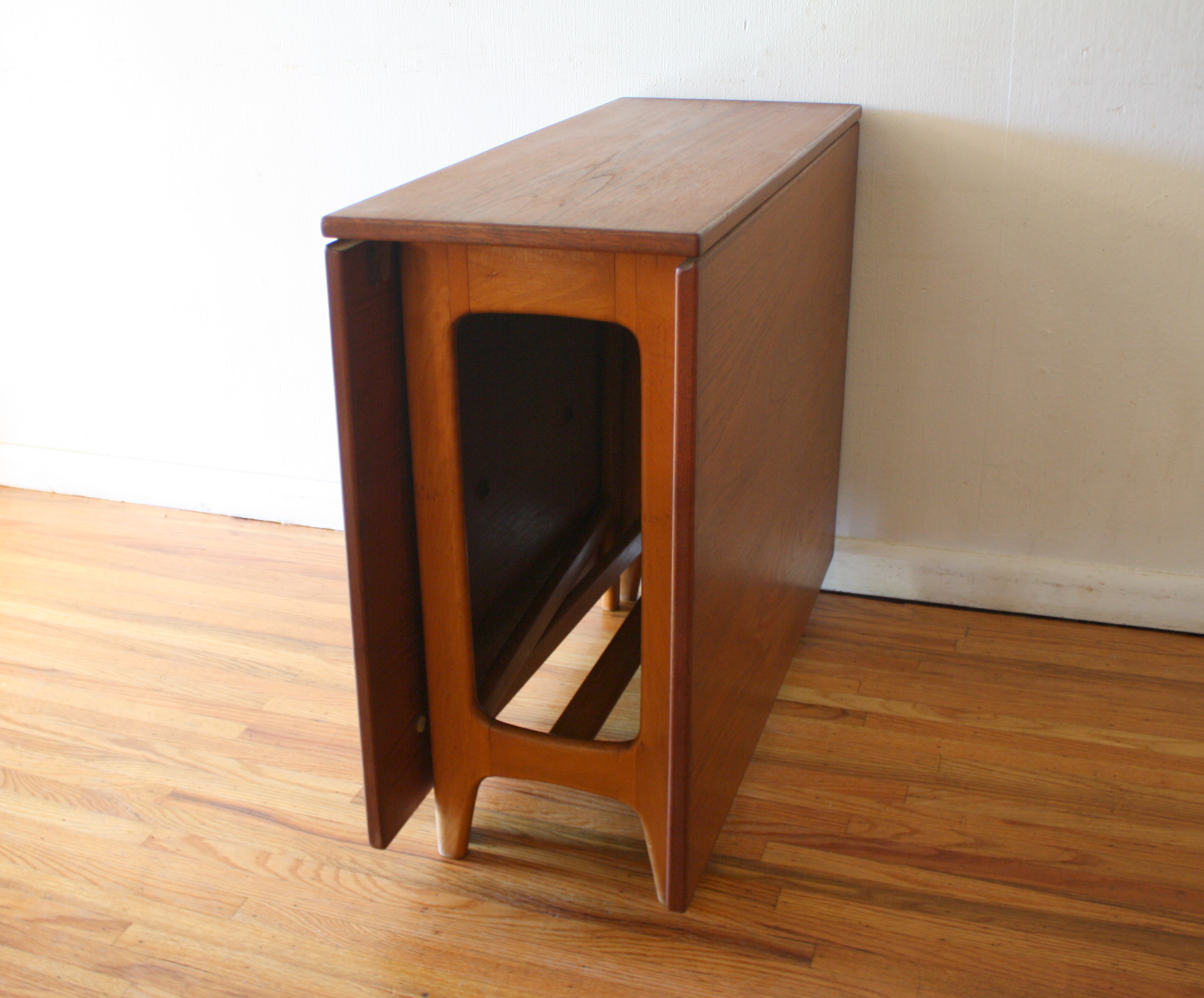 mcm gateleg arched base 4