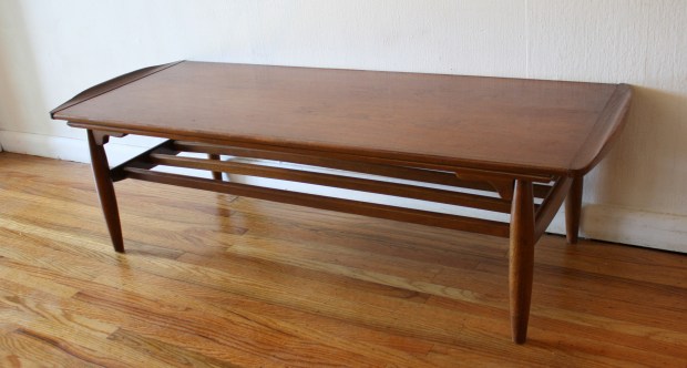mcm coffee table with surfboard edges 1