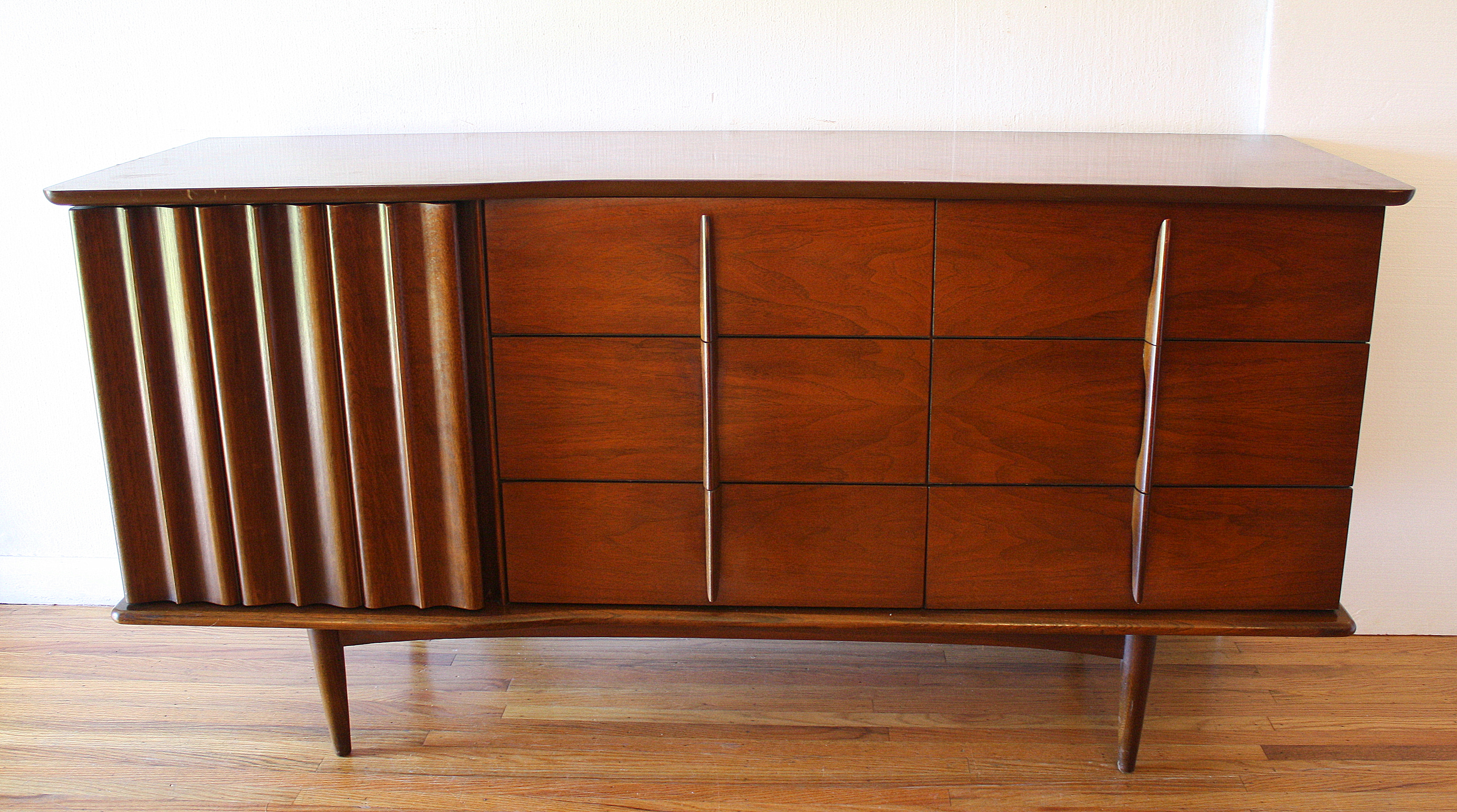 United low dresser credenza 1