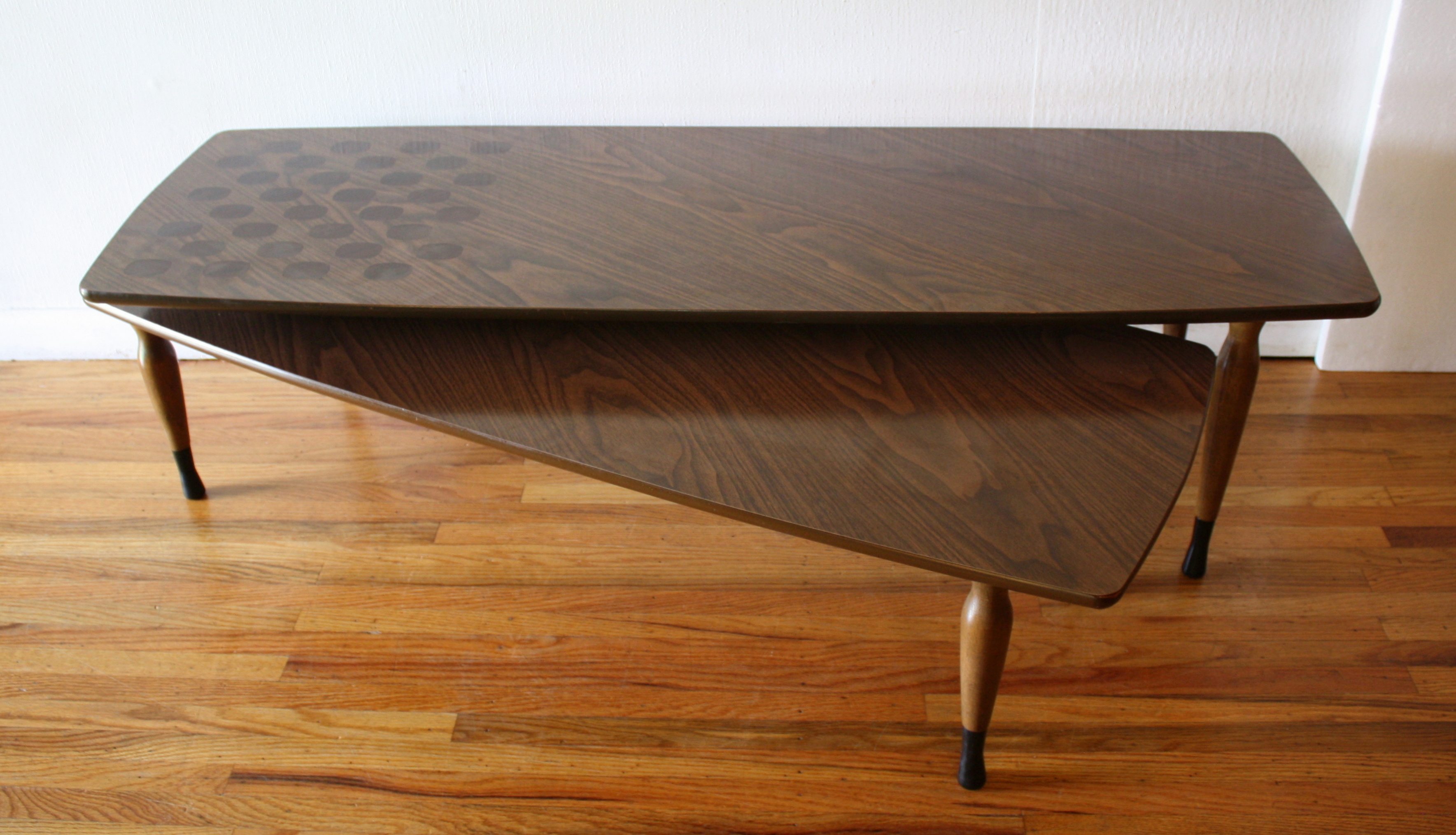 mcm coffee tablewith swing out leaf 1.JPG