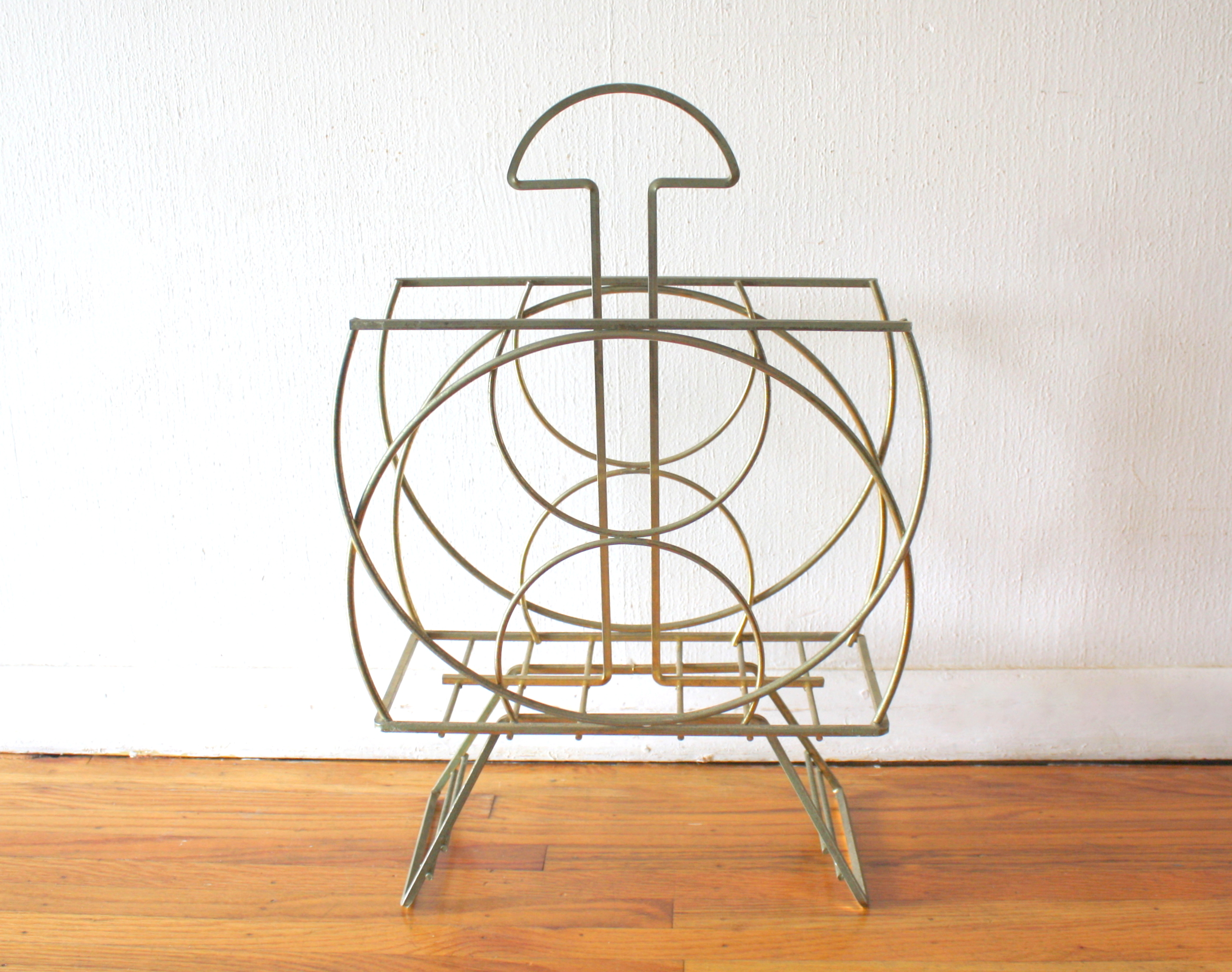art-deco-magazine-rack-2