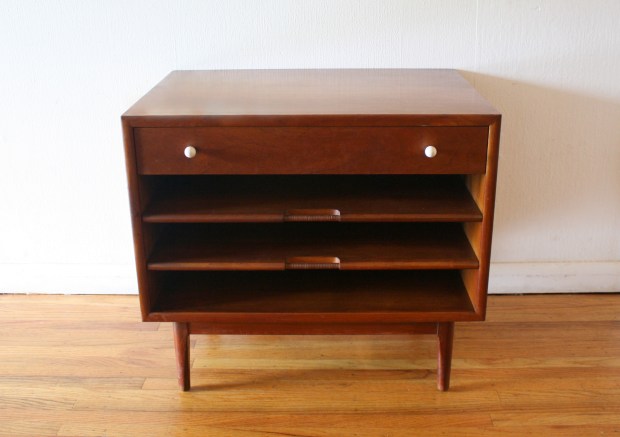 drexel-declaration-side-table-with-pull-out-trays-1