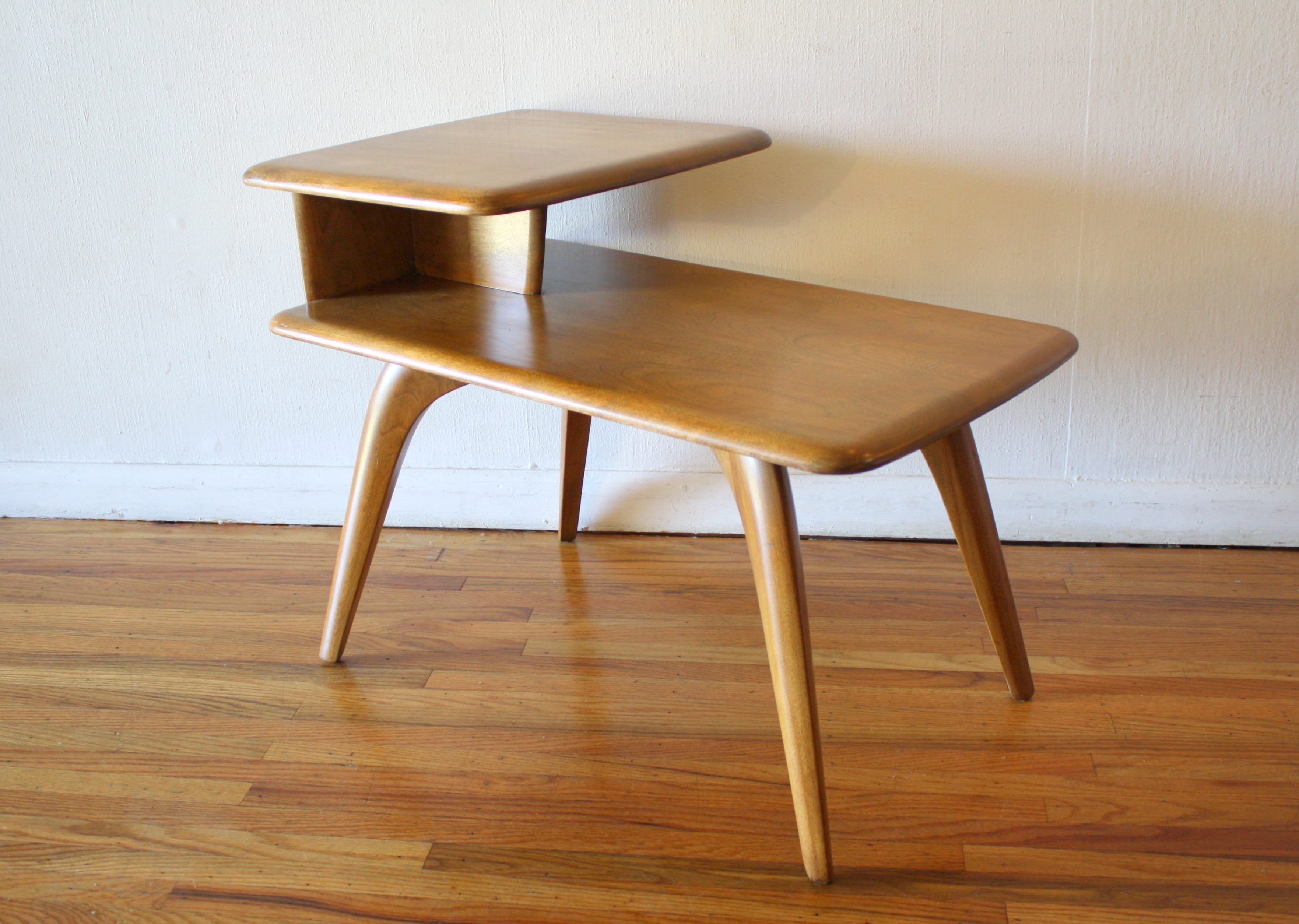 Heywood Wakefield  2 tiered table 2.JPG