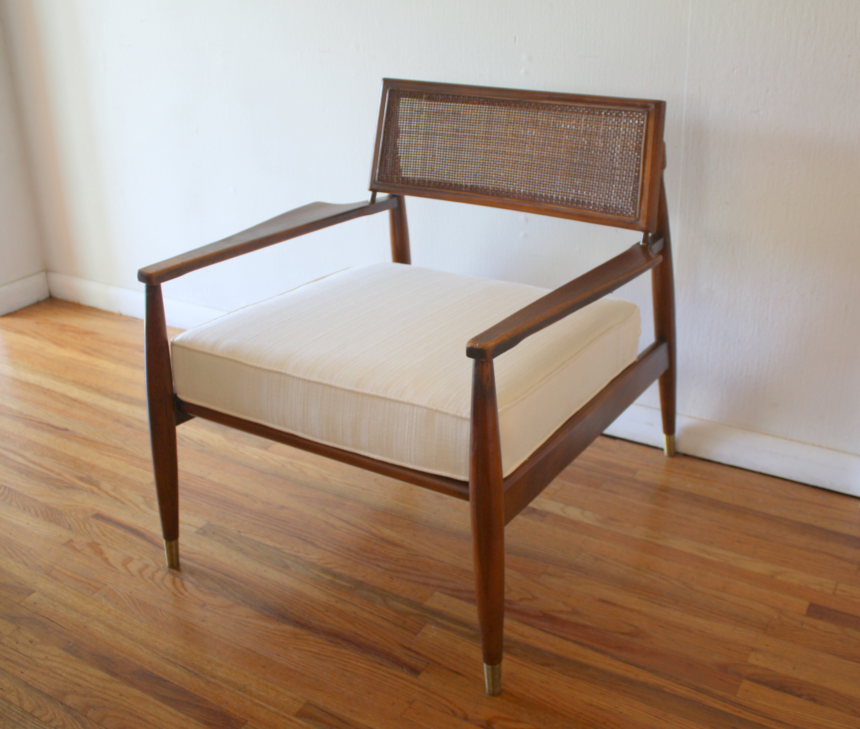 mcm arm lounge chiar in cream tweed 1.JPG