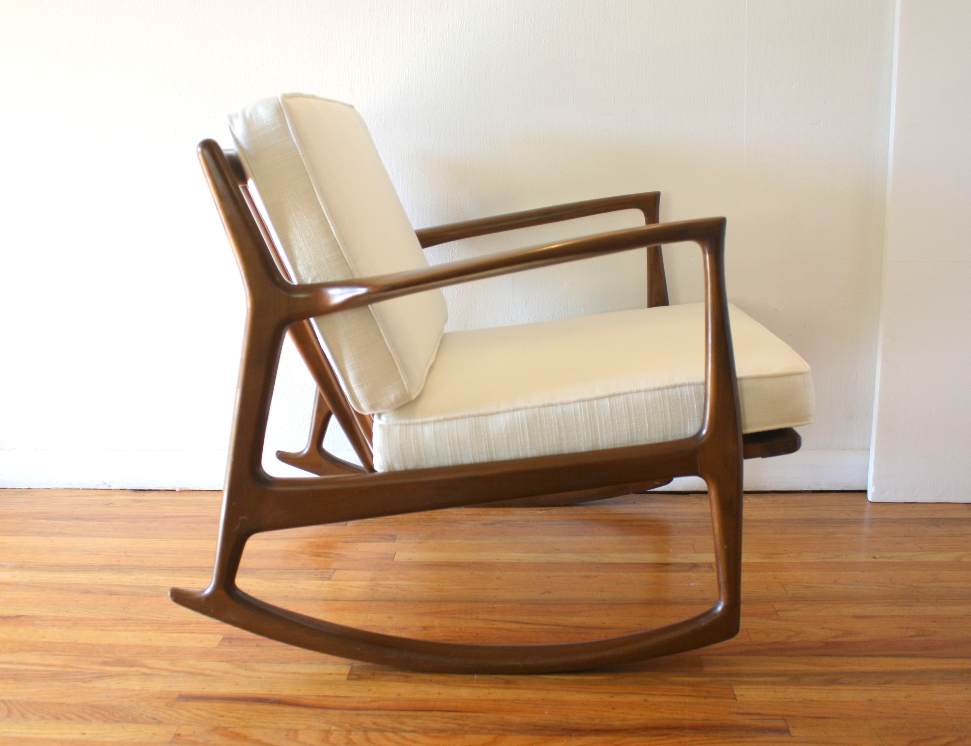 mcm rocking chair with cream tweed cushions 1.JPG