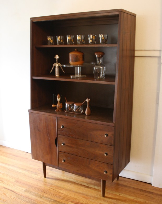 Stanley hutch shelf unit 1.JPG