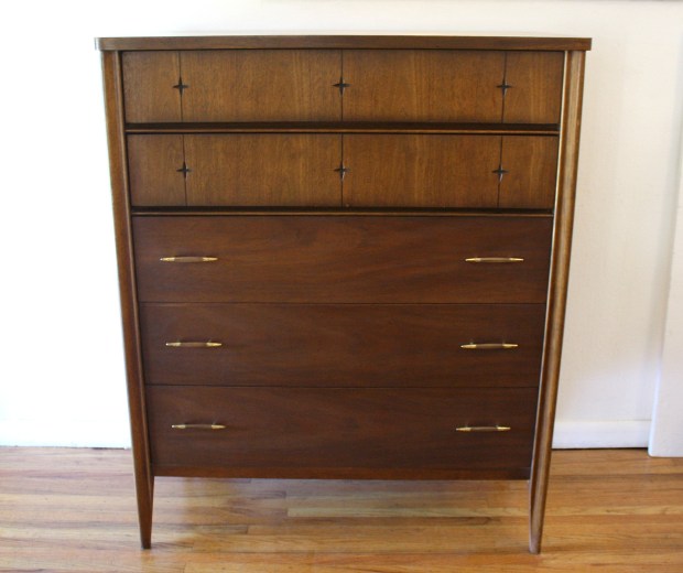 Broyhill Saga tall dresser 1.JPG
