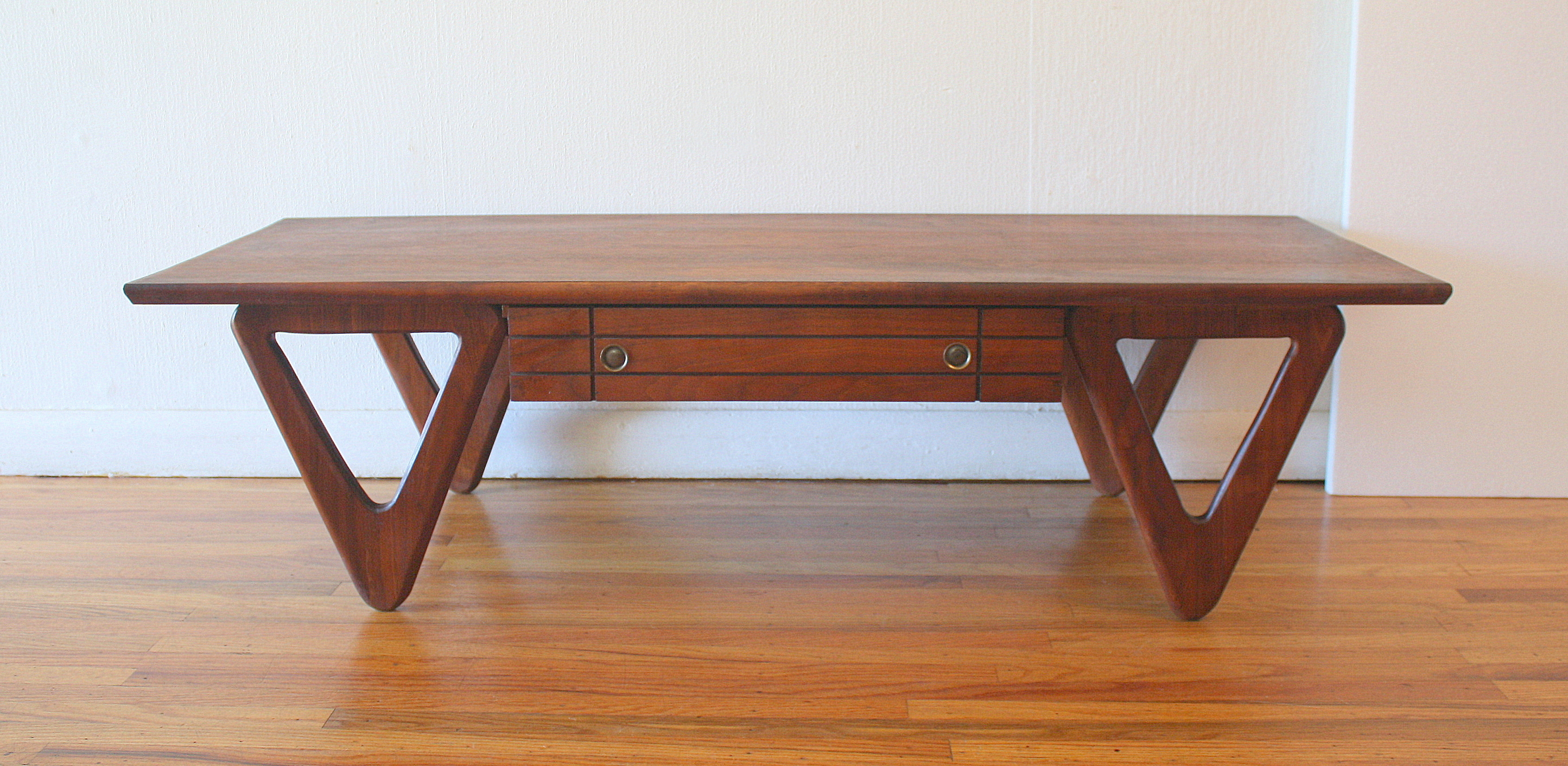 mcm coffee table with angled sculpted base 4