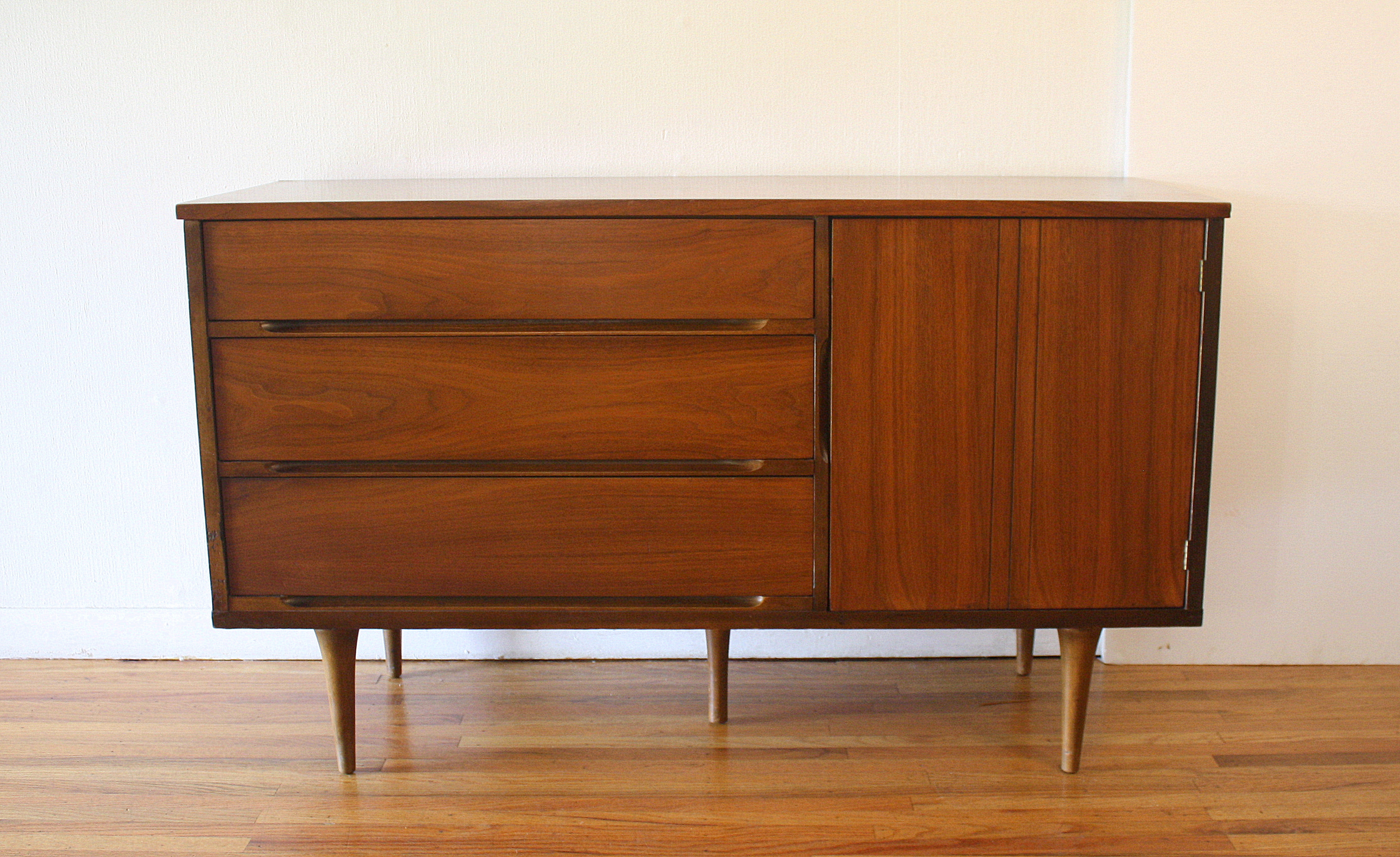 mcm credenza with side cabinet 1.JPG