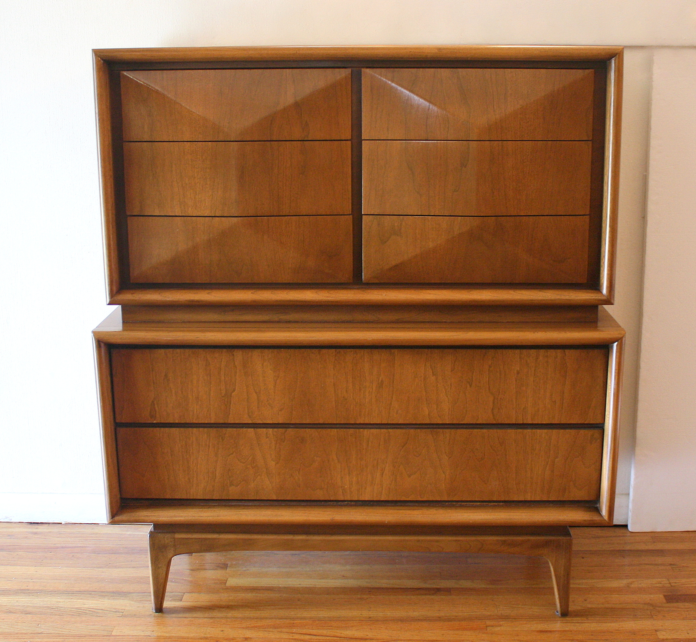 United tall dresser 1.JPG