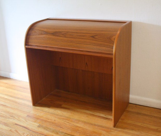 teak vanity 5