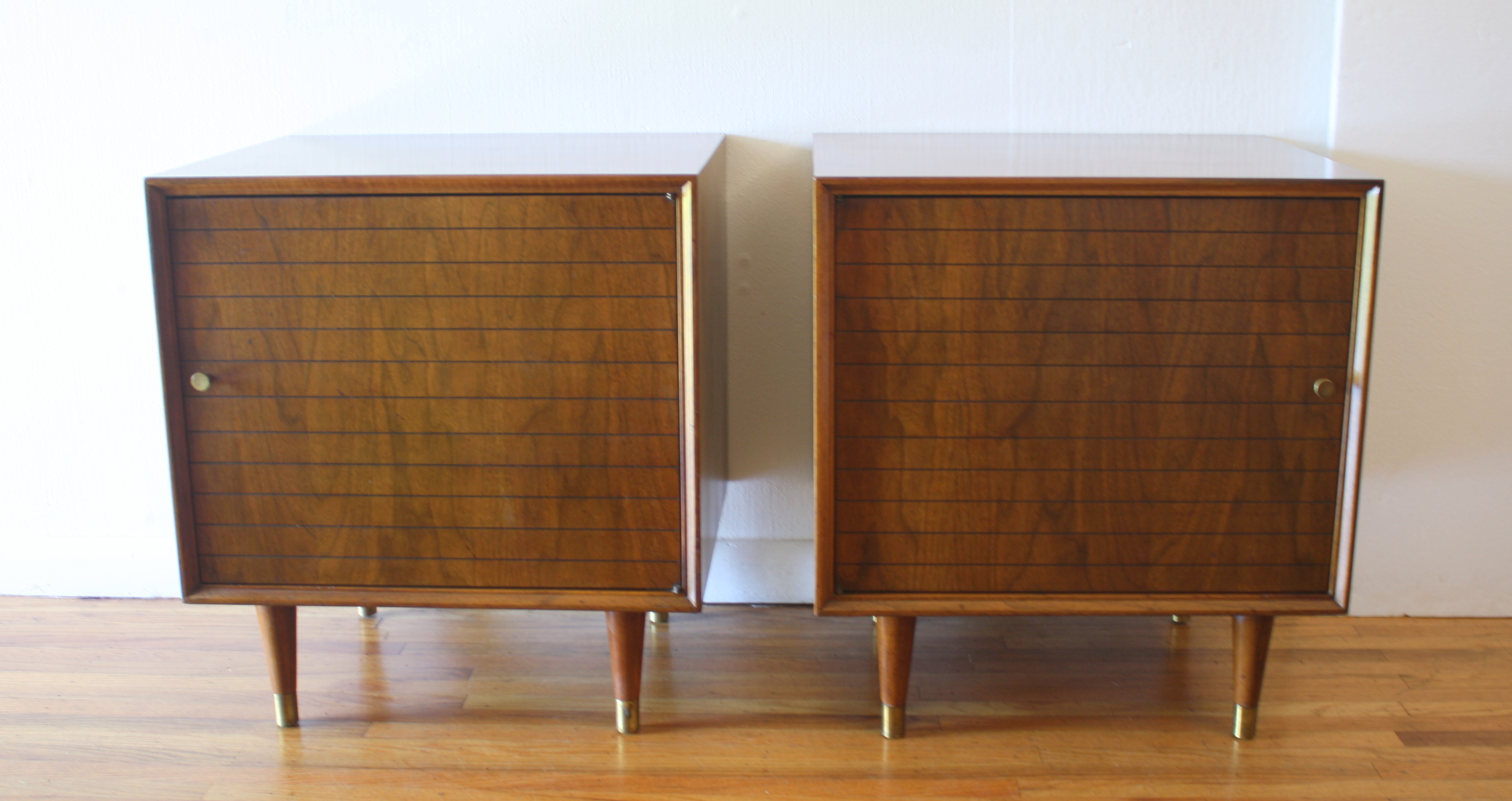 mcm pair of cube side end table nightstands 1.JPG