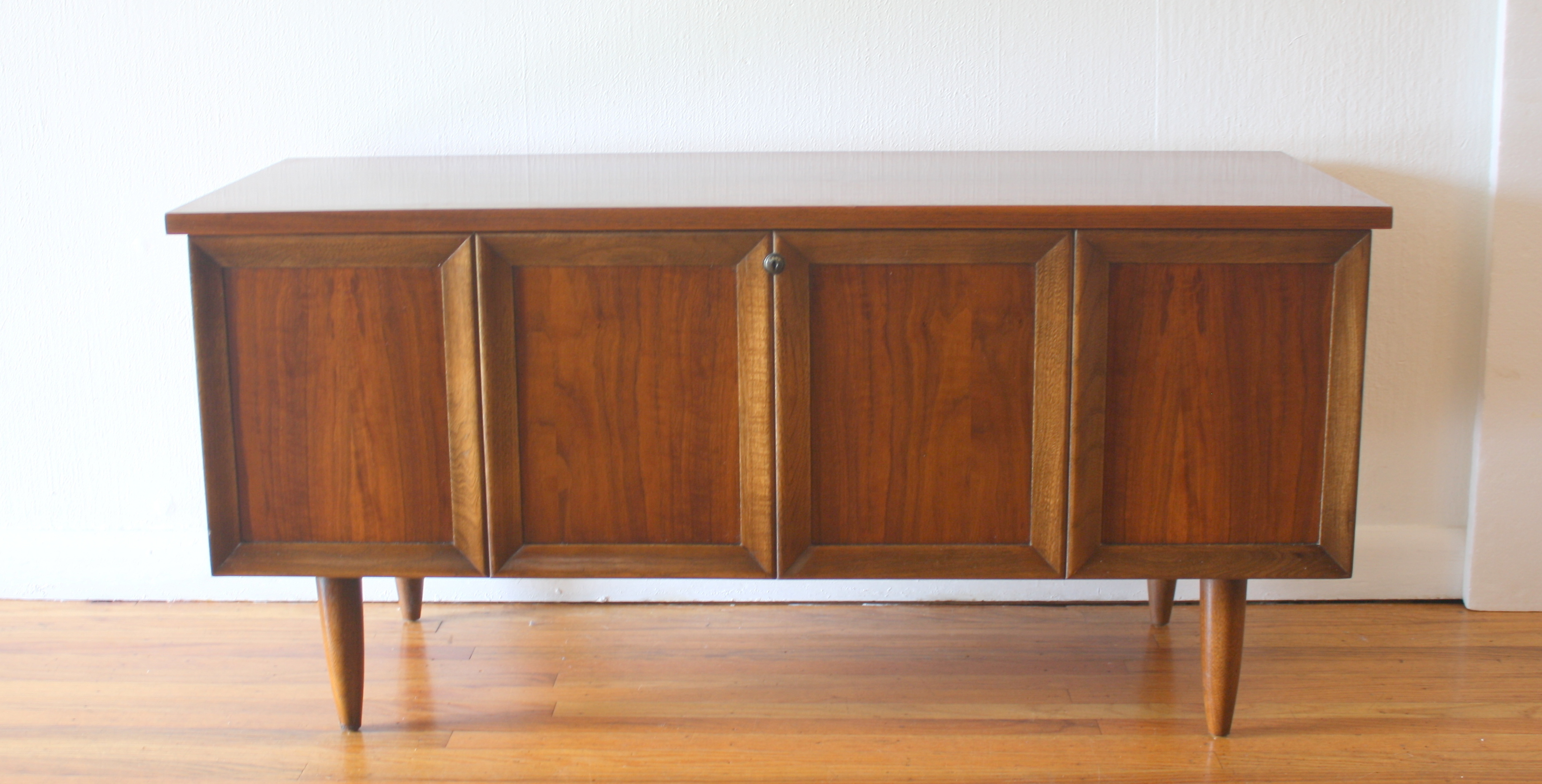 Lane mini cedar chest trunk 3