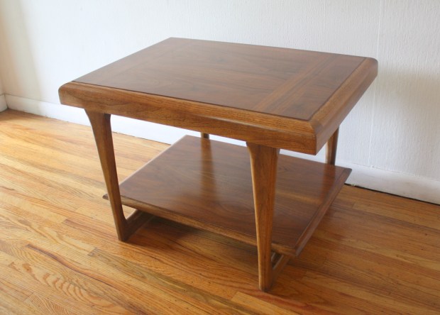 Lane sculpted base side table 3.JPG
