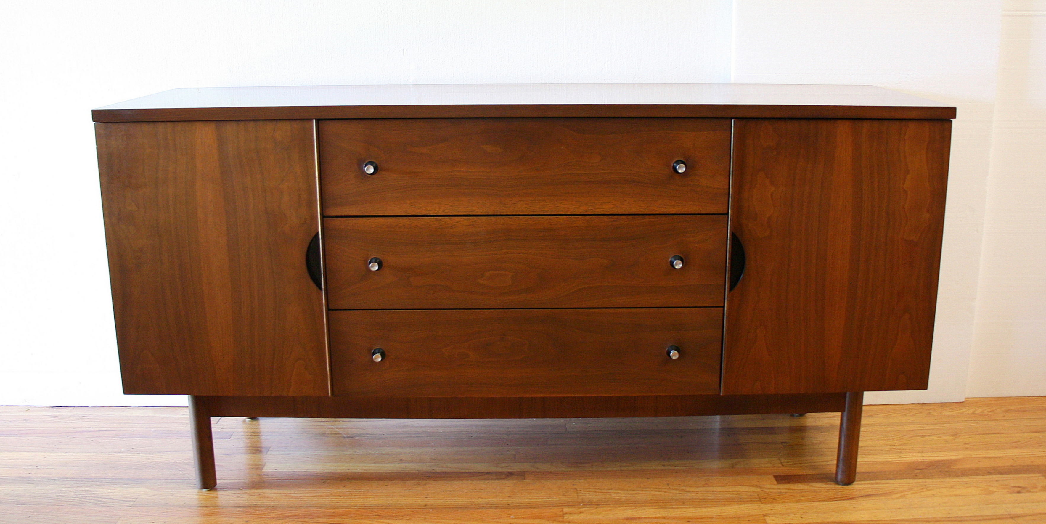 Stanley credenza 1.JPG