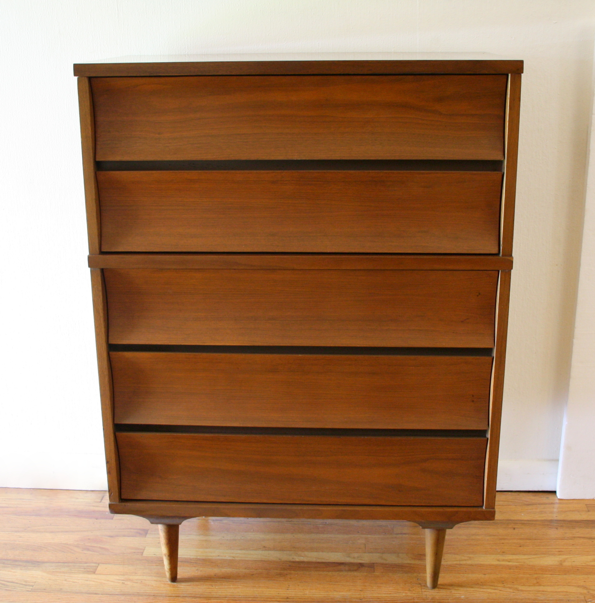 Johnson Carper tall dresser 1.JPG