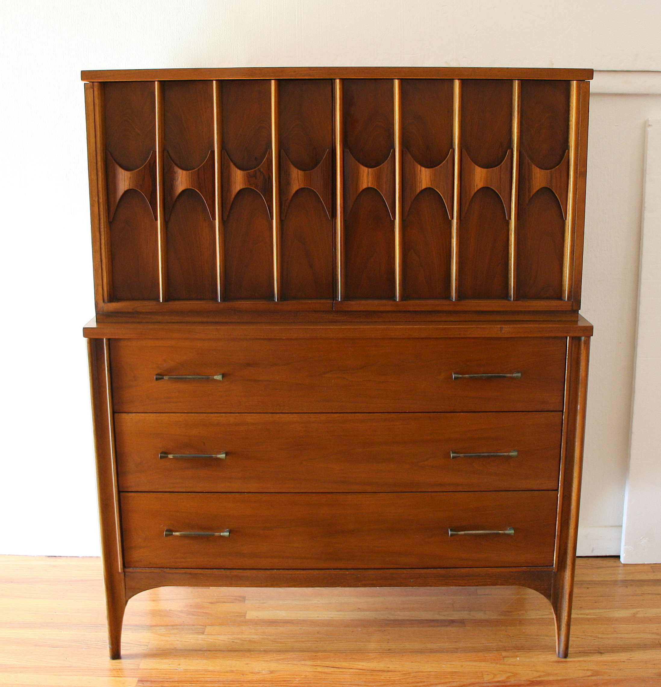 Kent Coffey armoire 1