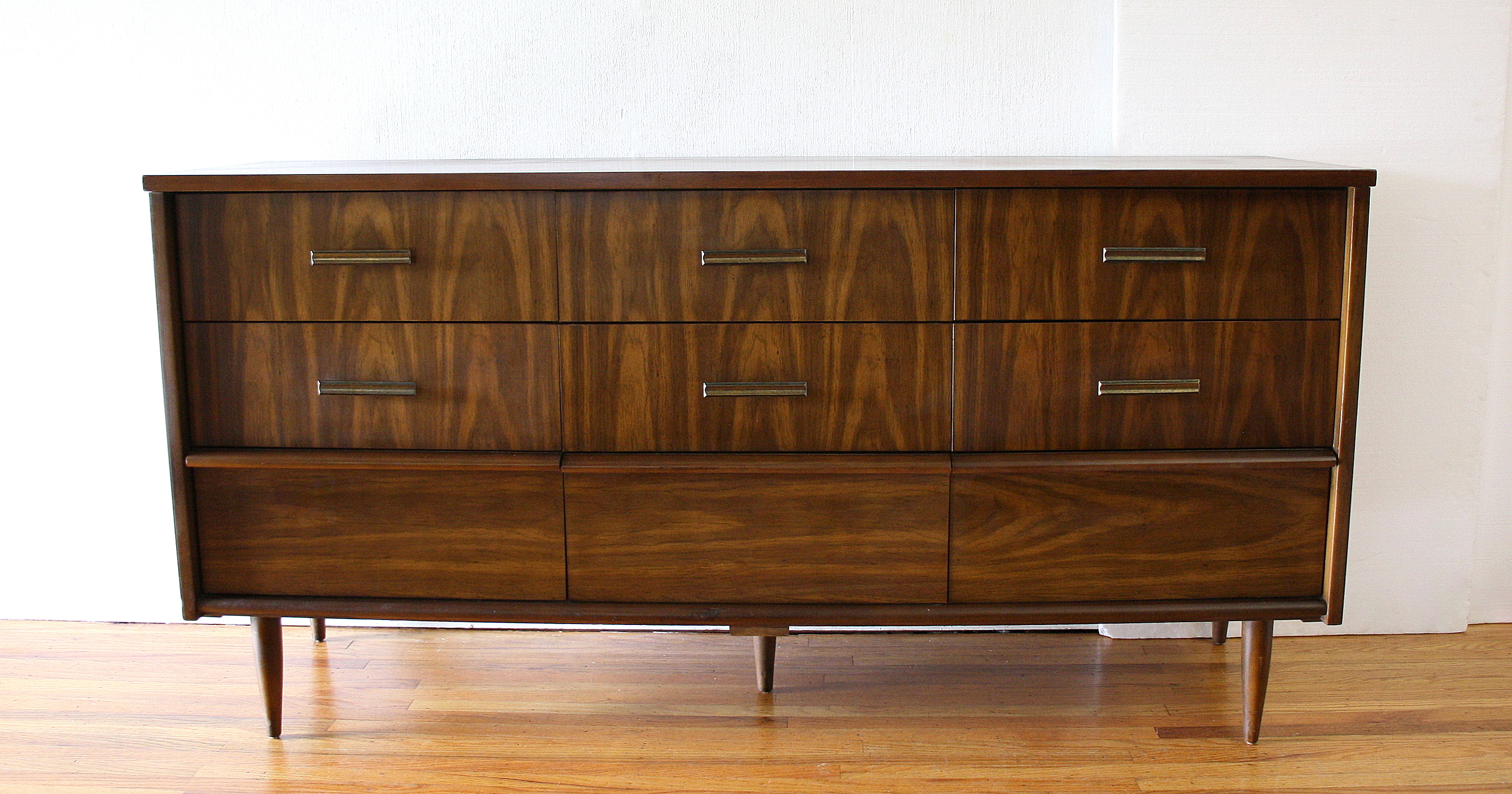 Bassett low dresser credenza brass pulls 1