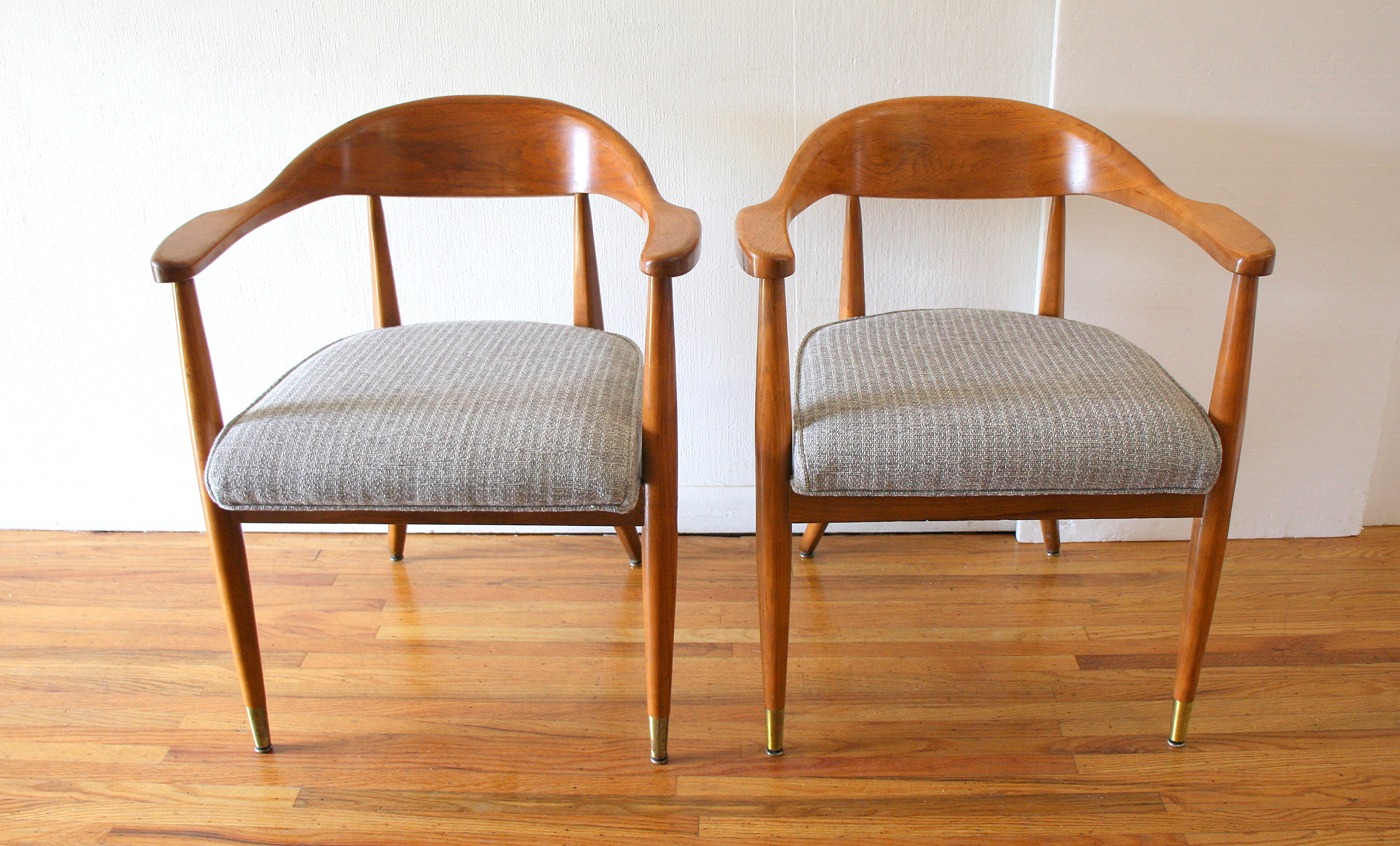 Mcm pair of arm chairs in gray tweed 1