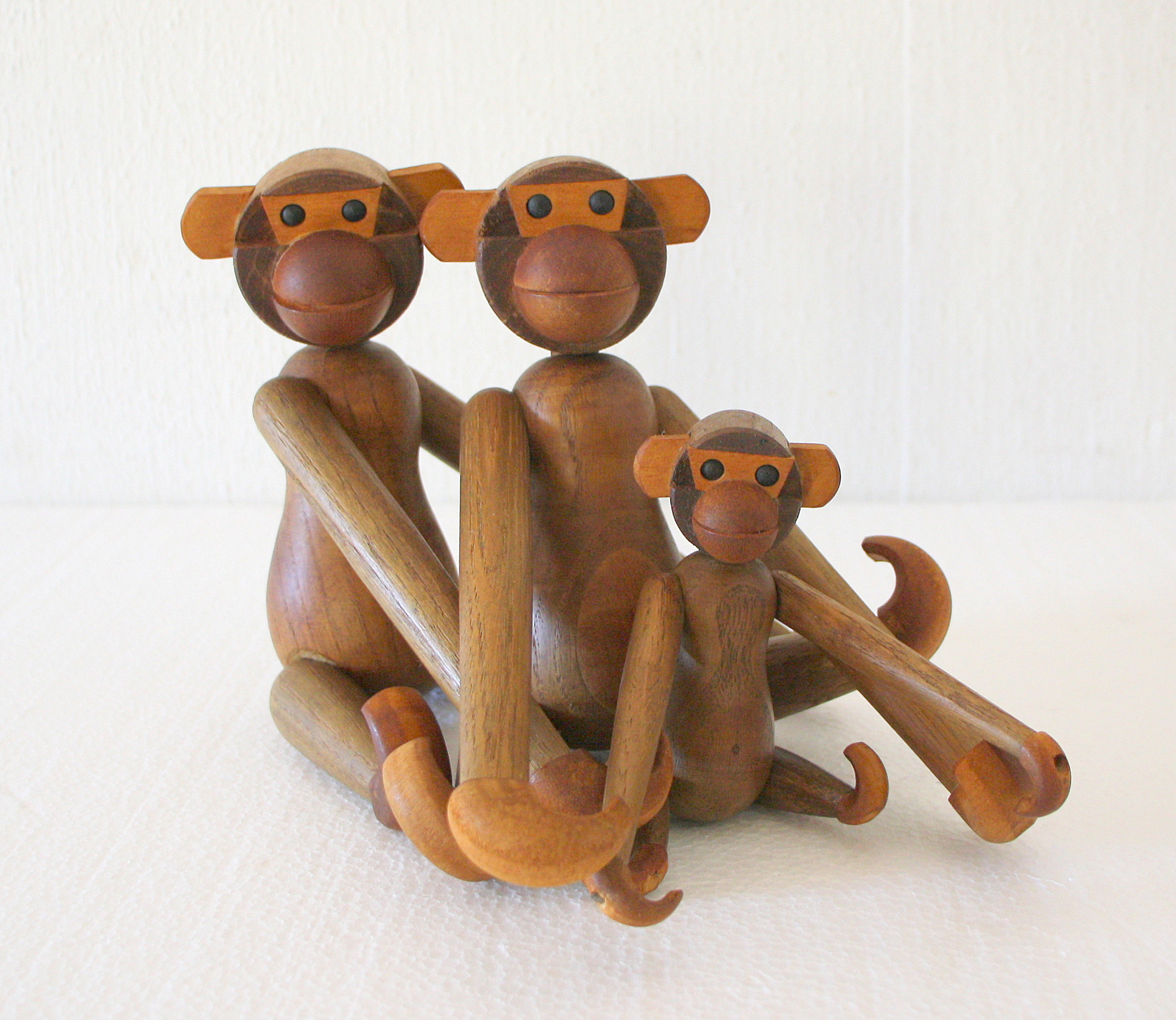 Family of monkeys 1