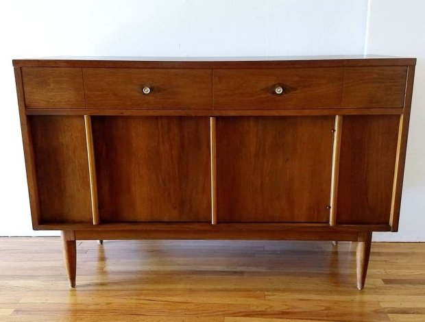 Mcm mini credenza 1
