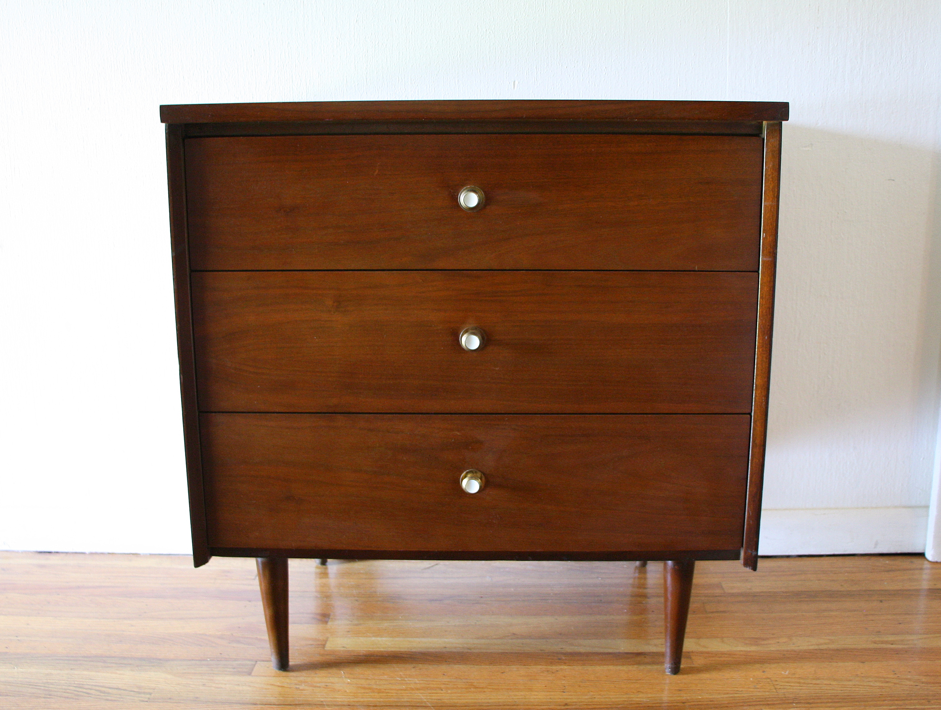 Harmony House bachelor chest dresser 1